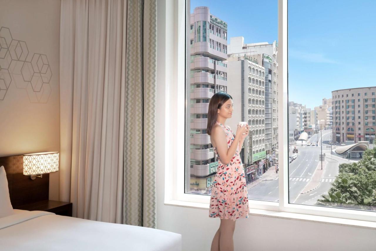 Hyatt Place Dubai Baniyas Square Exterior foto