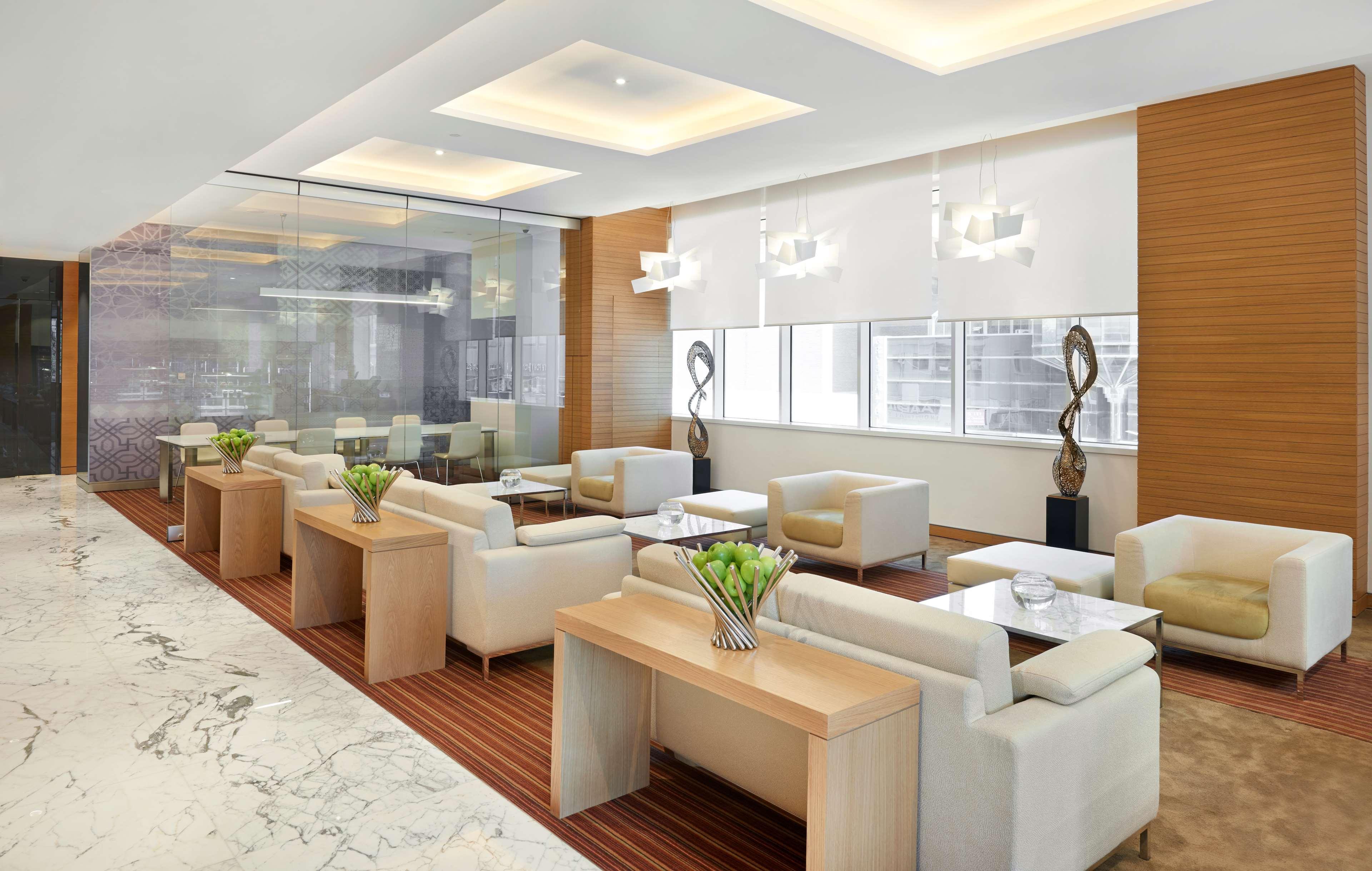 Hyatt Place Dubai Baniyas Square Exterior foto